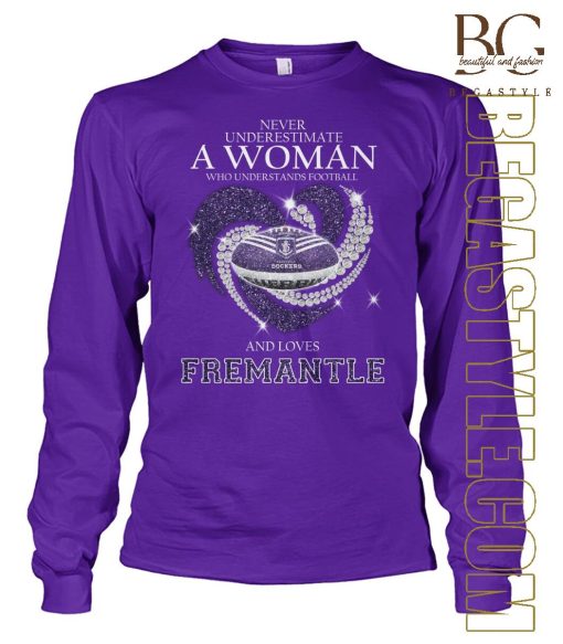 A Woman Who Understands Football And Loves Fremantle 2024 T-Shirt