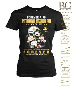 Pittsburgh Steelers Charlie Brown And Snoopy Football Fans T-Shirt