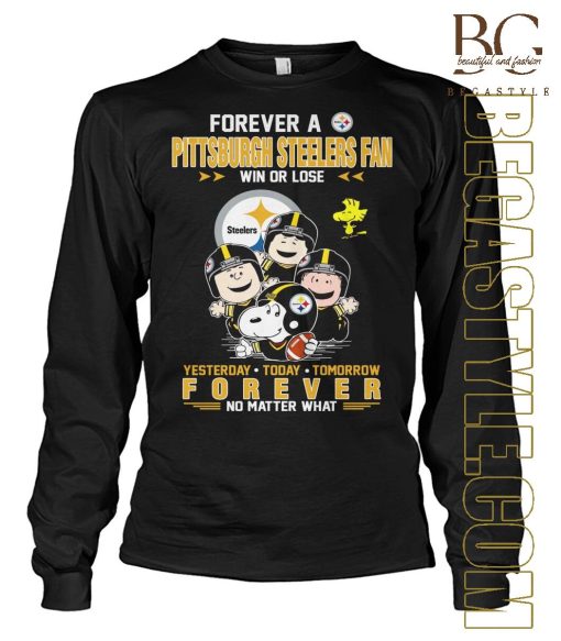 Pittsburgh Steelers Charlie Brown And Snoopy Football Fans T-Shirt