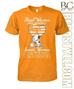 Snoopy Hug Heart Real Women Love Tennessee Volunteers T-Shirt