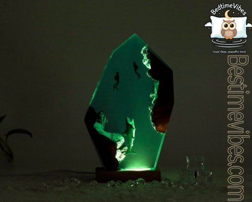 Shark and Couple Divers Epoxy Resin Lamp