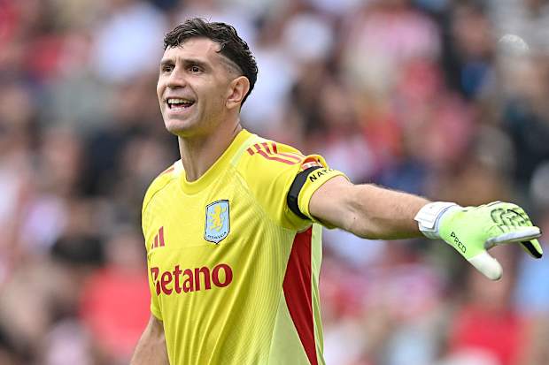 New details surface of Emi Martinez's push to seal dream deadline-day move to United - Man United News And Transfer News | The Peoples Person