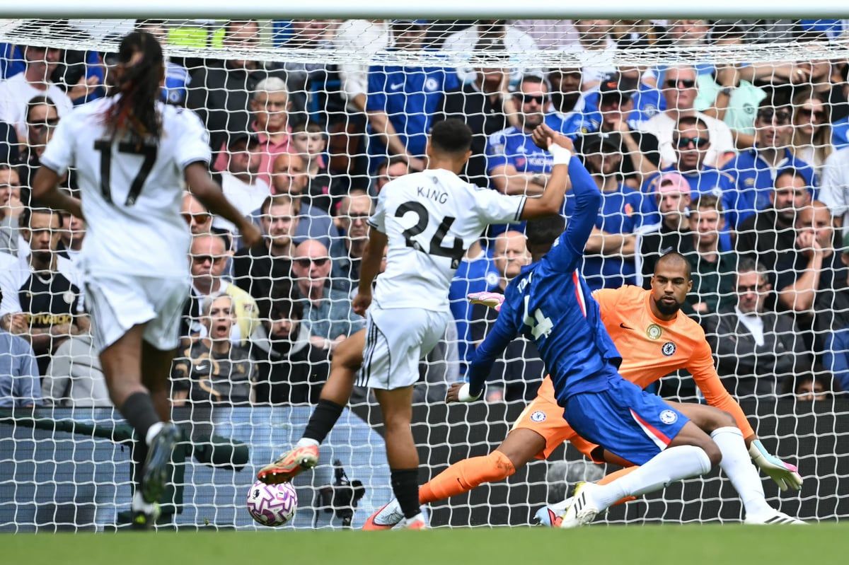 Howard Webb has described the decision to disallow Josh King's goal for Fulham against Chelsea as a “misjudgement” by the officials.
